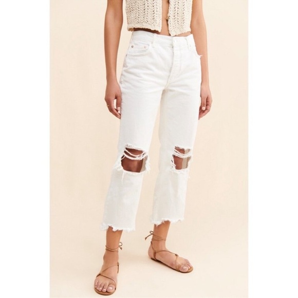 We The Free Maggie Mid Rise Straight Jean  in Optic White Denim Distressed 30 - Picture 4 of 14